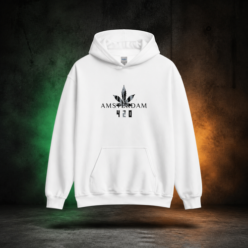 420 Amsterdam Kapuzenpullover im dunklen Betonraum mit grünem und warmem Hintergrundlicht