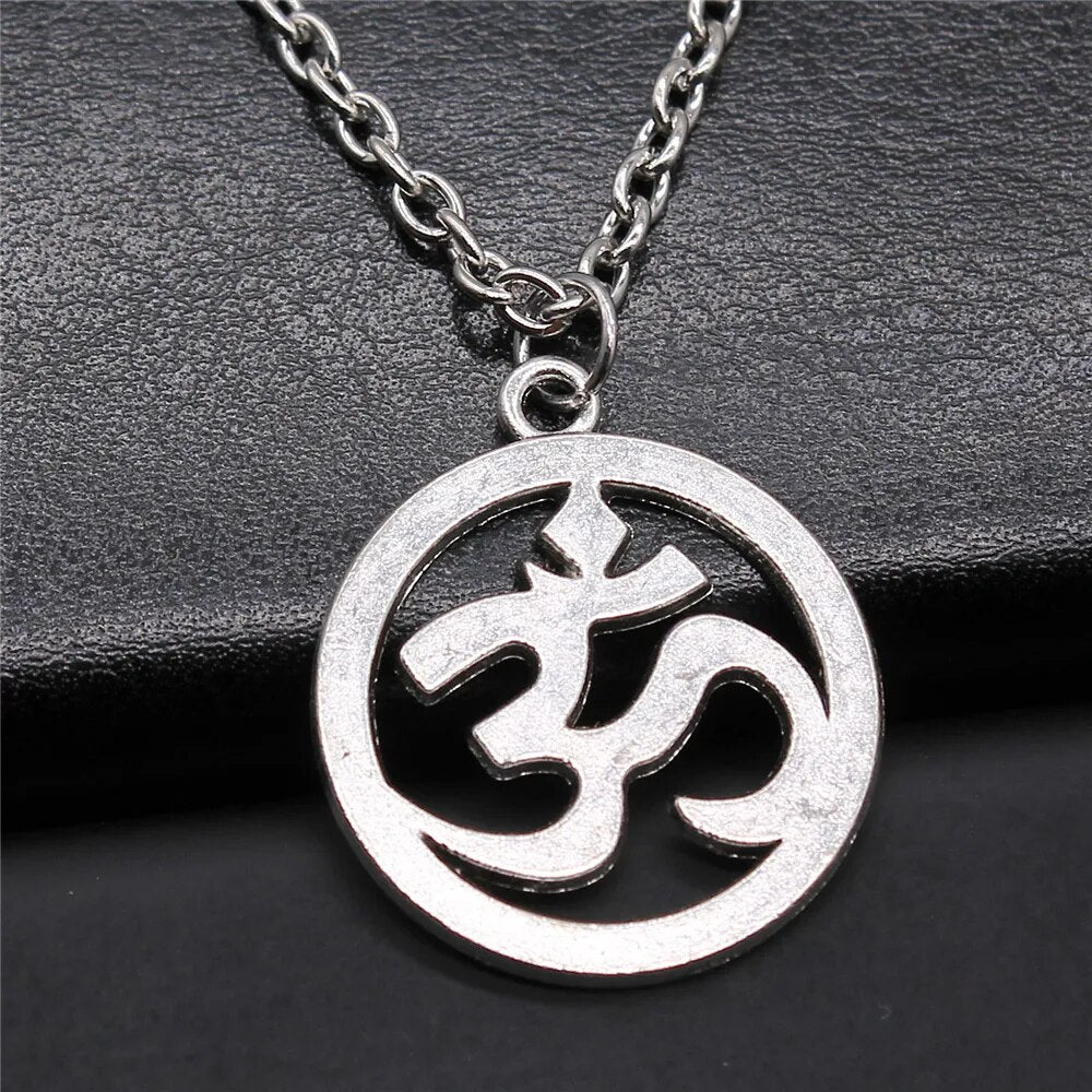 Religiöser Schmuck - Buddhismus Buddha Anhänger Halskette mit Om Yoga Symbol und Lotusbaum