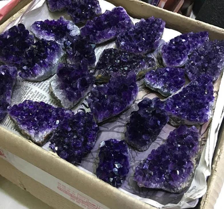 Natürlicher Amethyst-Quarz-Kristall - Dekoration und Energieheilung