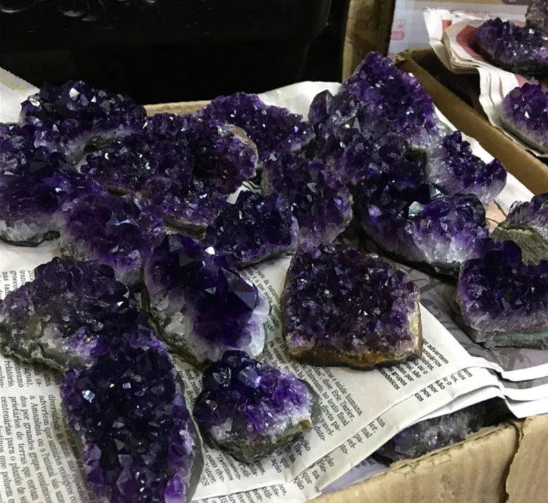 Natürlicher Amethyst-Quarz-Kristall - Dekoration und Energieheilung