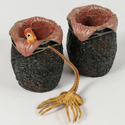 Xenomorph Nest Set – Chestburster & Facehugger