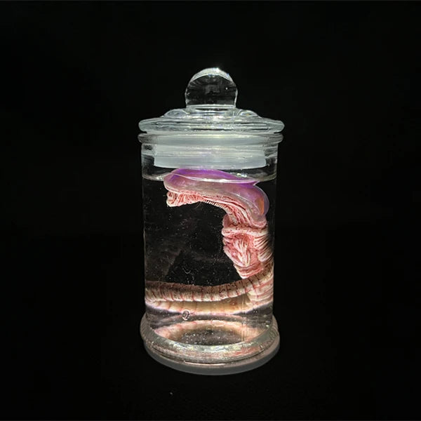 Alien Glow Jar – Xenomorph Embryo