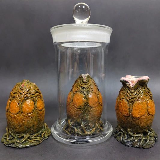 Xenomorph Egg Vessel – Movie Prop