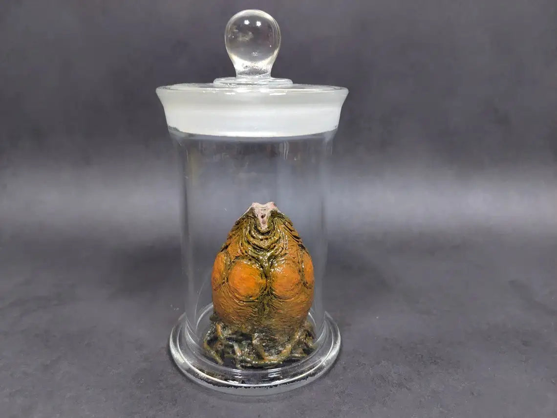 Xenomorph Egg Vessel – Movie Prop