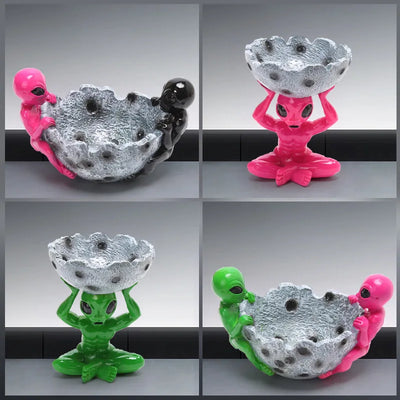 Alienaschenbecher Retro von NiZED als Aschenbecher, Smoking Accessoire und Geschenkidee