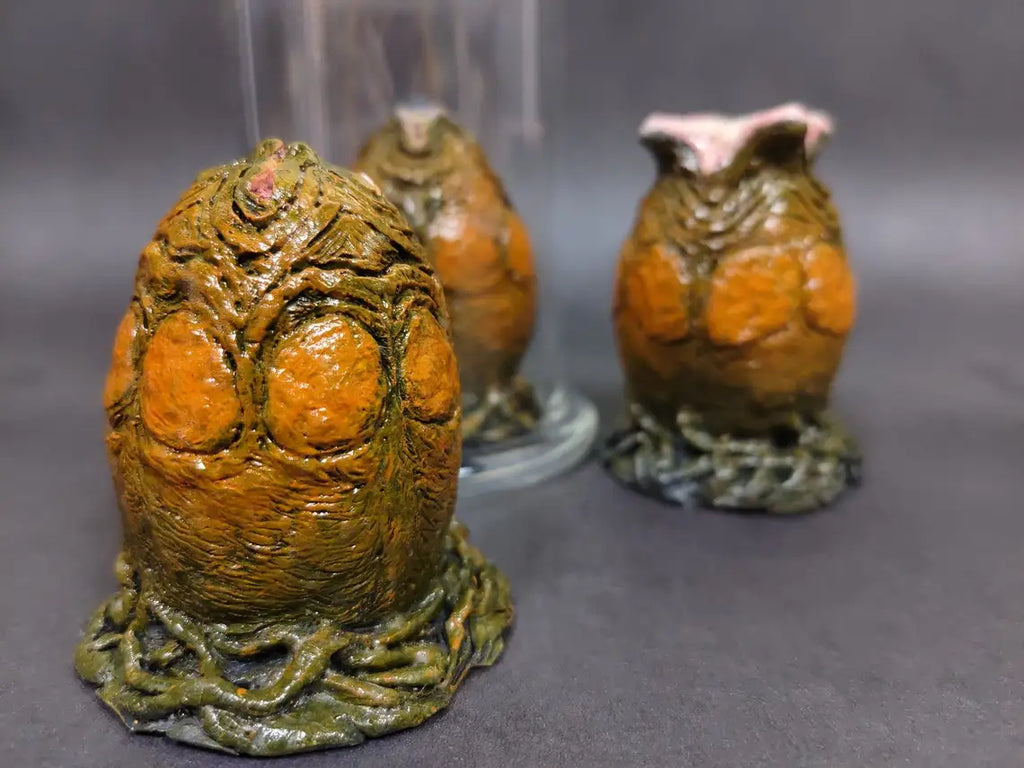 Xenomorph Egg Vessel – Movie Prop