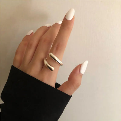 Trendiger Silberfarbener Ring von NiZED als Ring, Streetwear Schmuck und provokantes Accessoire Ansicht 12