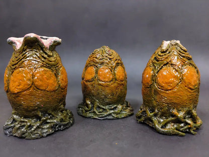 Xenomorph Egg Vessel – Movie Prop