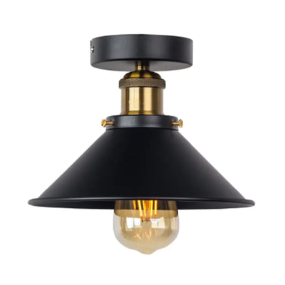 Iron Signal – Industrielle Retro-Wandleuchte