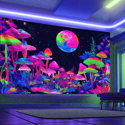Mushroom Moon UV Schwarzlicht-Wandteppich