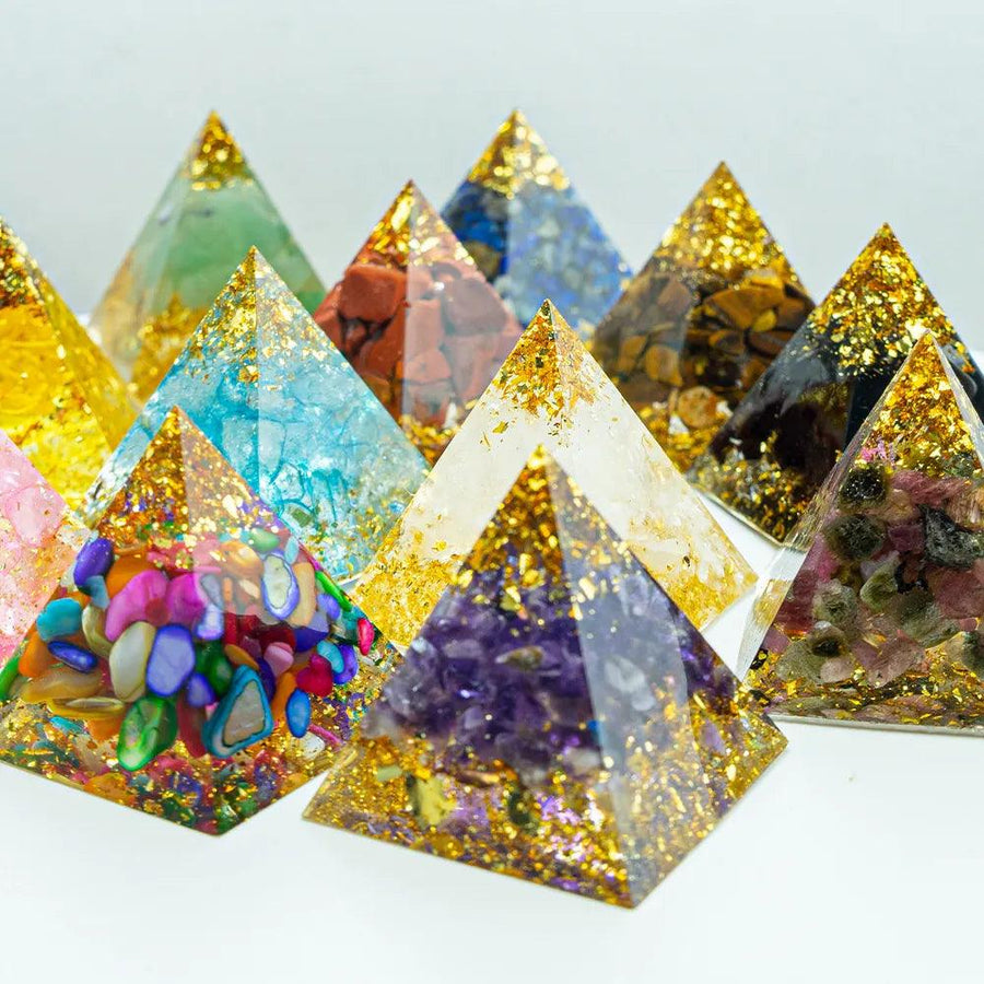 PYRAMIDS Kristallamethysten Design