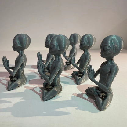Mystic Alien Sage – Mini Resin Ornament