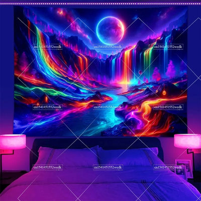 Waterfall Moon UV Schwarzlicht-Wandteppich