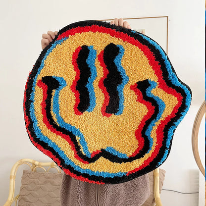 Trippy Smiley Teppich – Einzigartiges Tuft-Design & Rutschfest