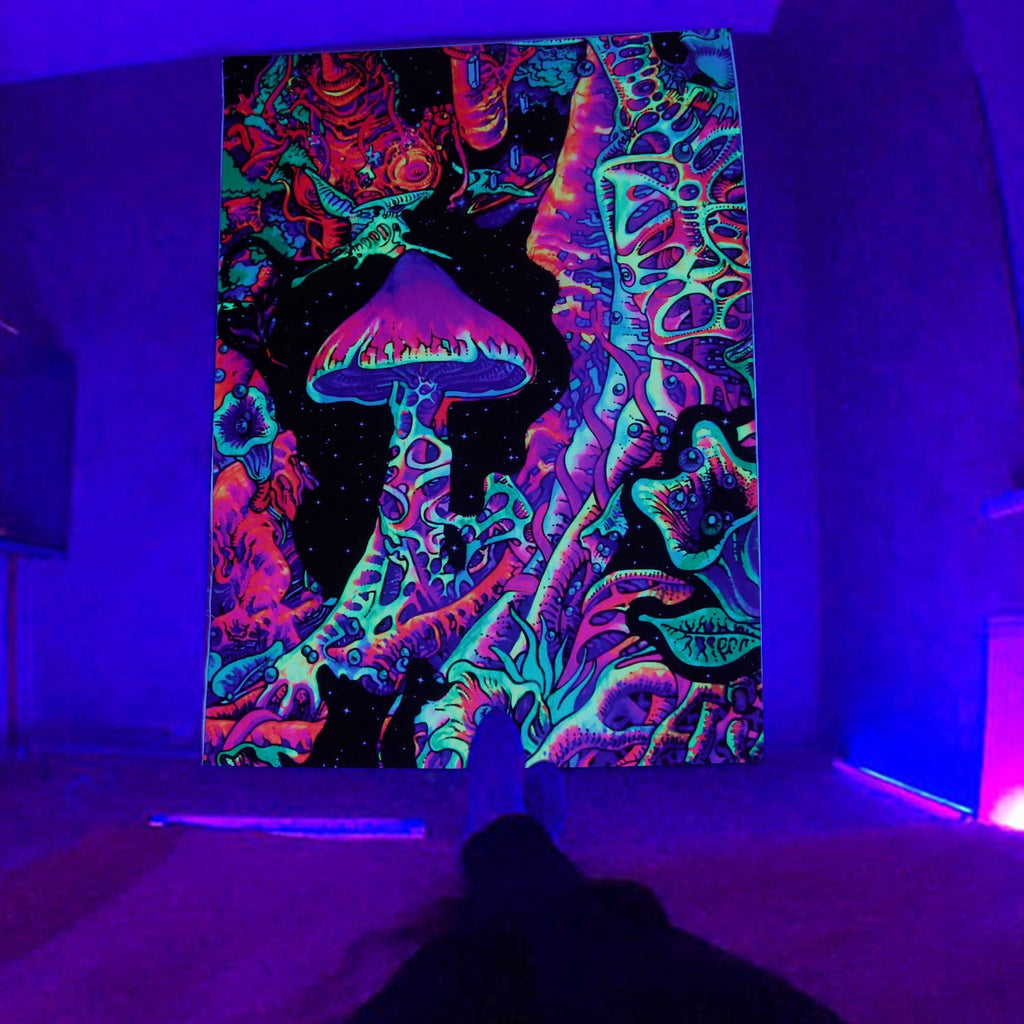 The Sun Fluorescence Schwarzlichtposter