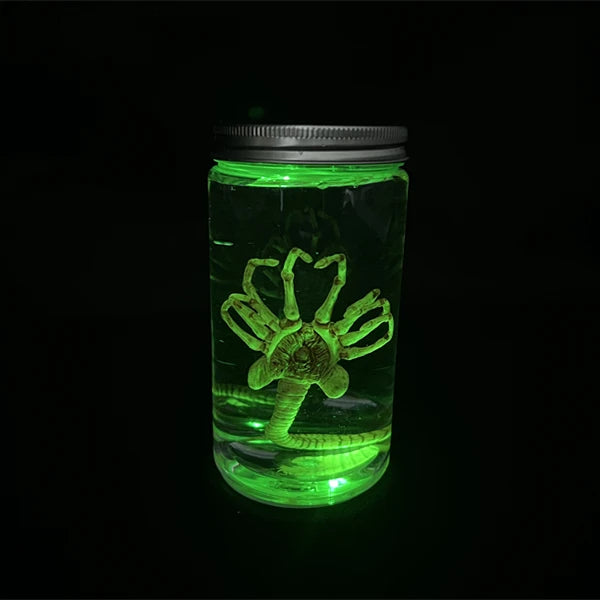 Alien Glow Jar – Xenomorph Embryo