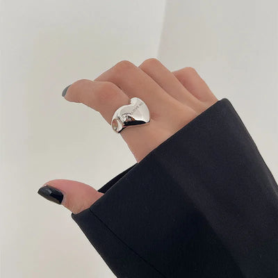 Trendiger Silberfarbener Ring von NiZED als Ring, Streetwear Schmuck und provokantes Accessoire Ansicht 16