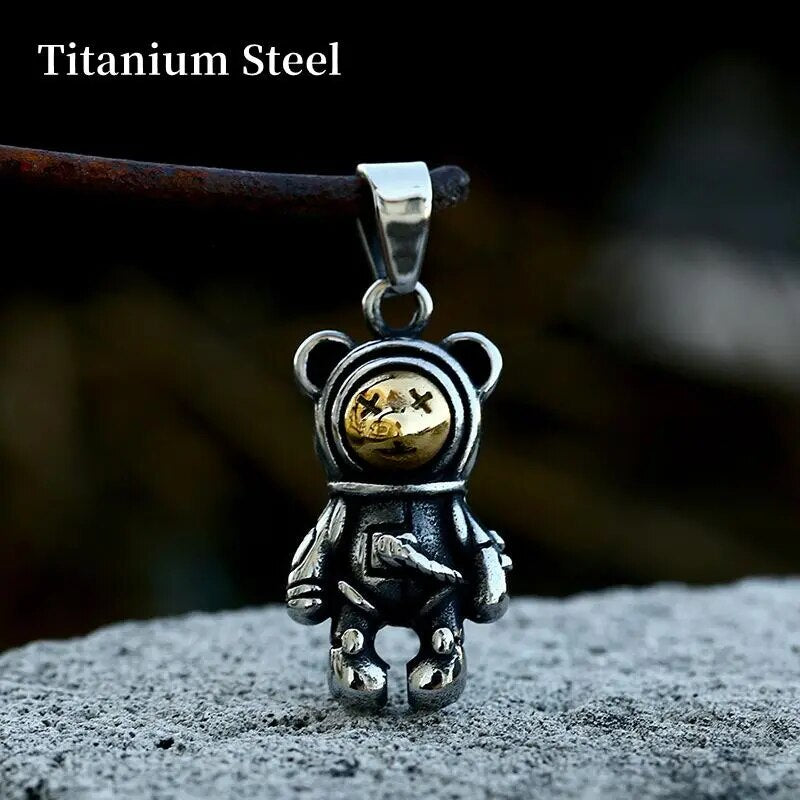 Quadbob -Schädelpuppe Halskette