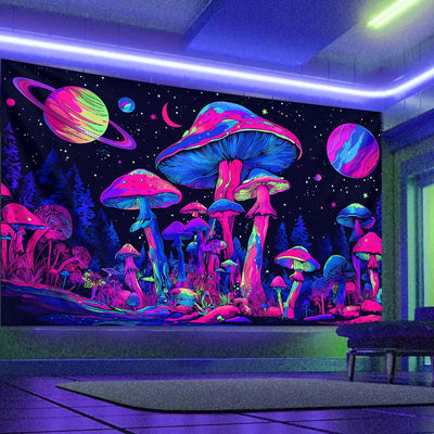 Mushroom Moon UV Schwarzlicht-Wandteppich
