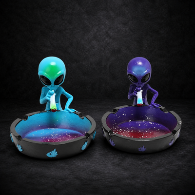 Alien Ashtray – Retro Resin Edition