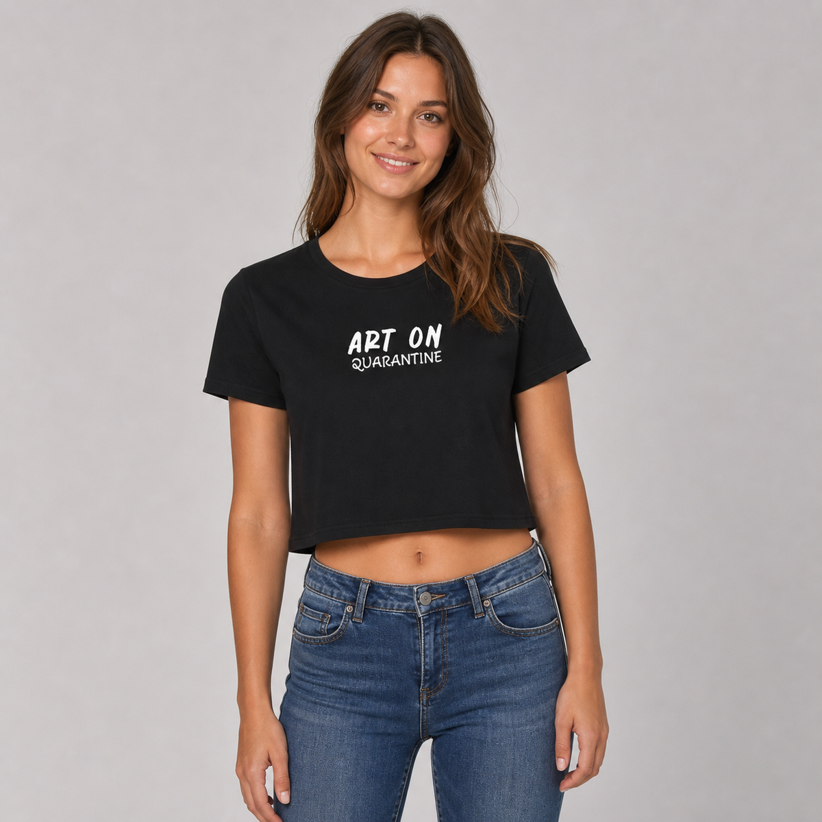 Art Quarantine Crop Top von NiZED am weiblichen Modell, Vorderansicht – KI-generierte Darstellung