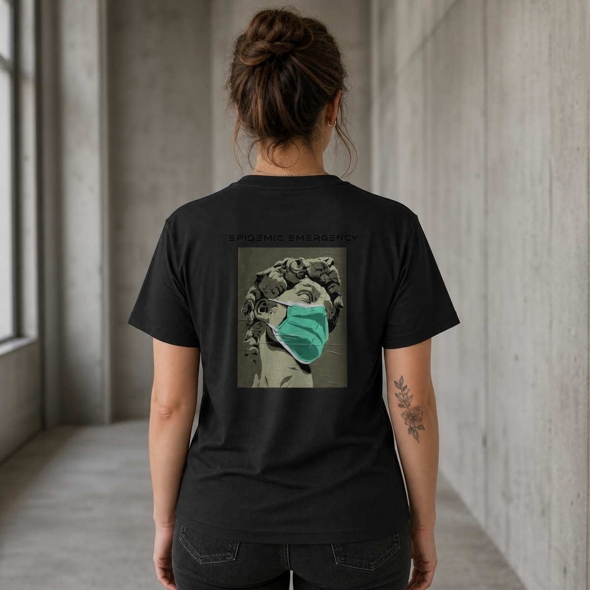 Art Quarantine Tshirt Damen Rückenansicht – KI-generierte Darstellung