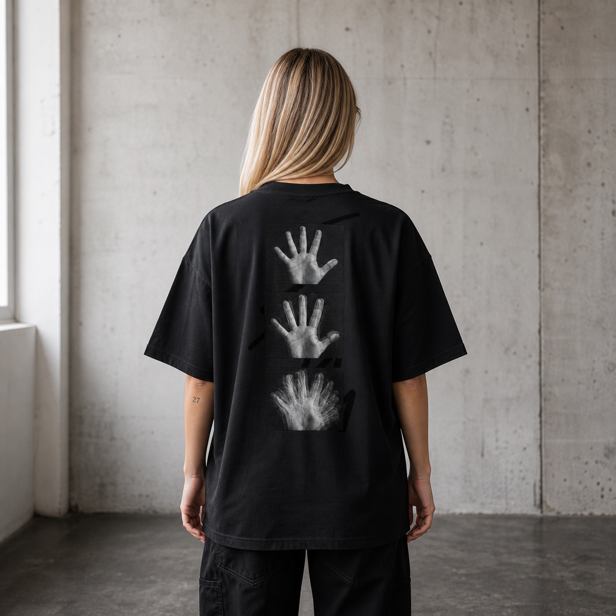 BODY ECHO Oversized T-Shirt Damen Rückenansicht – KI-generierte Darstellung