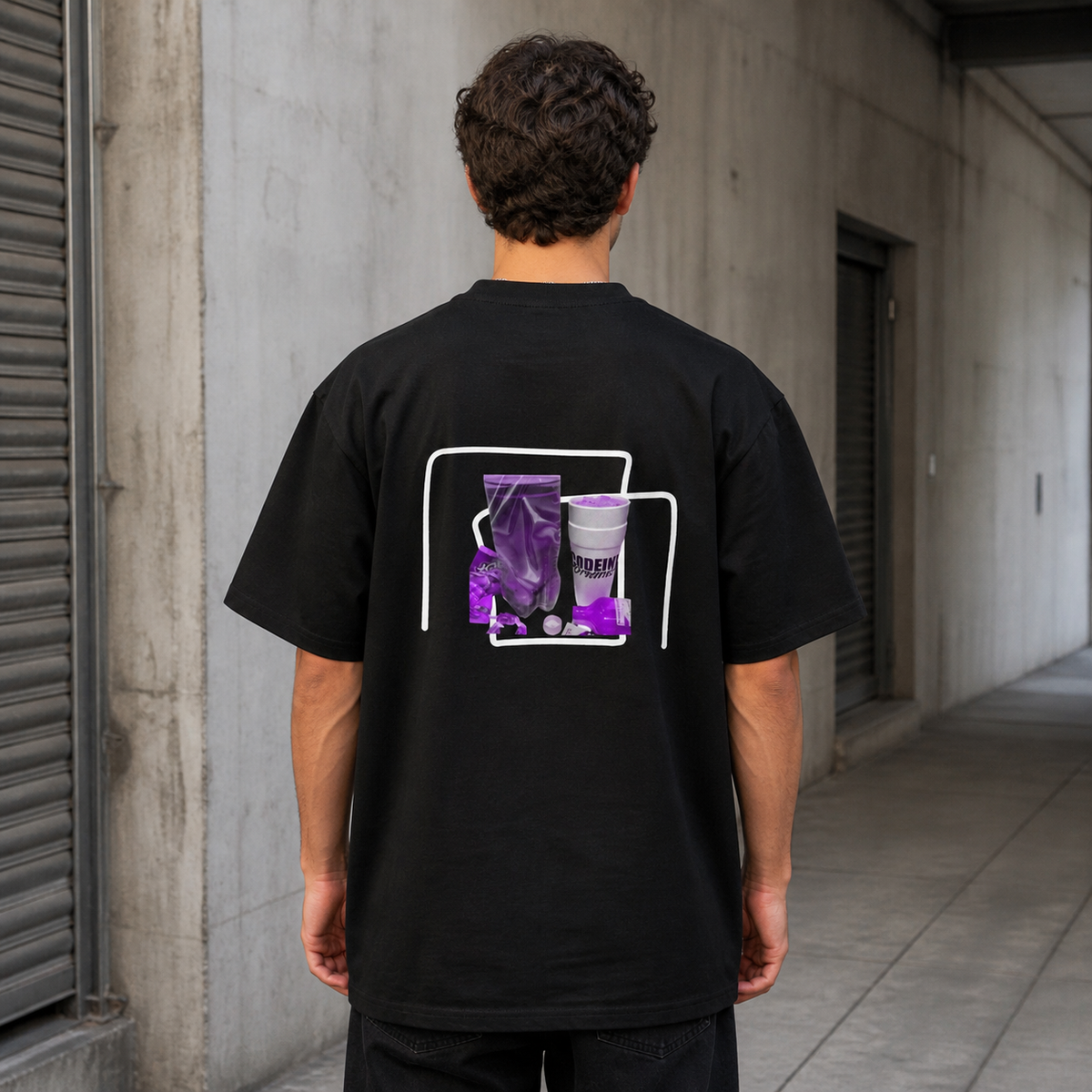 Codein Makers Oversized Tshirt Herren Rückenansicht – KI-generierte Darstellung