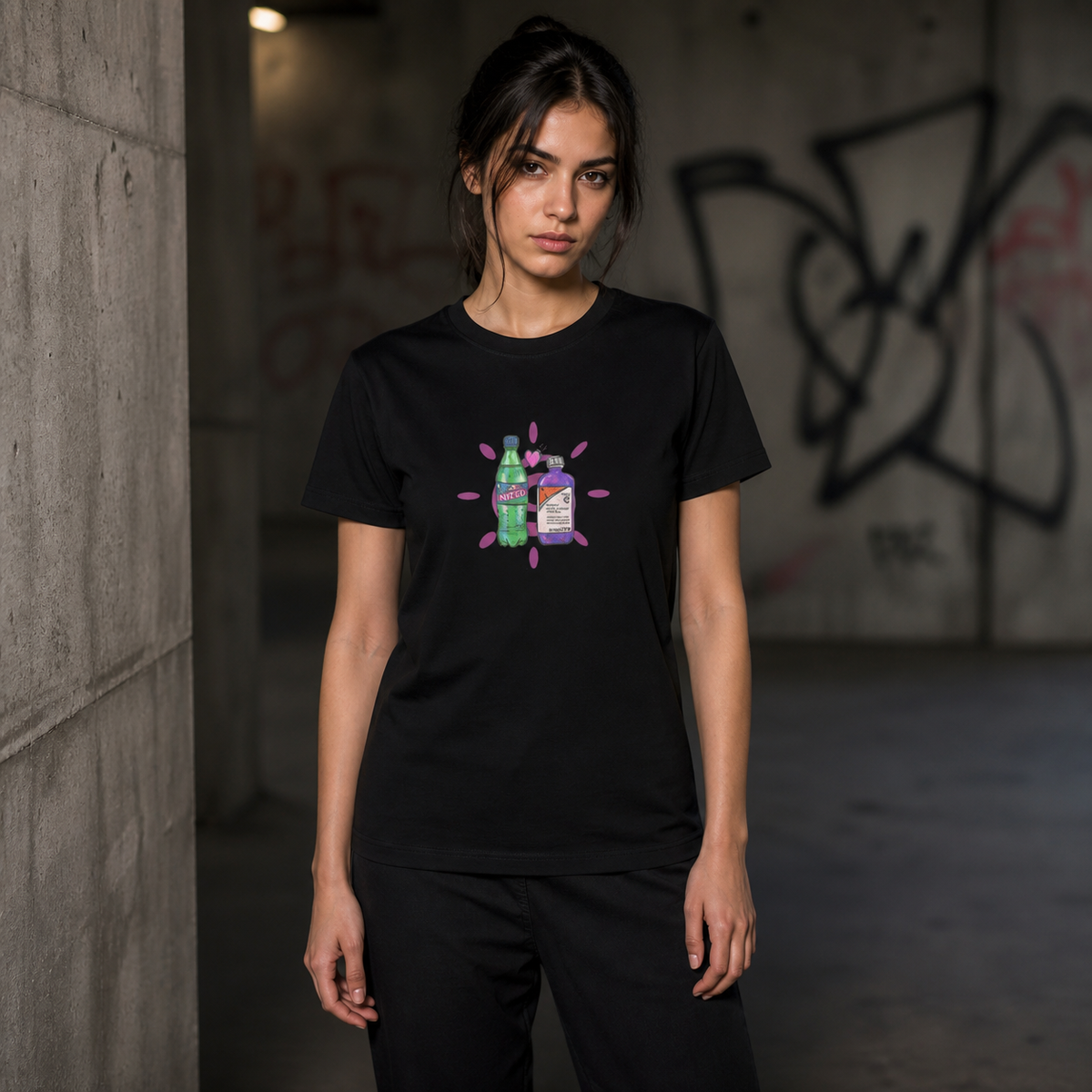 Codein Spirit Graphic T-Shirt Damenmodel Vorderansicht – KI-generierte Darstellung