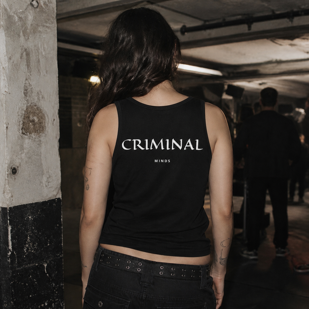 Criminal Minds Tank Top Modellansicht - KI-generierte Darstellung
