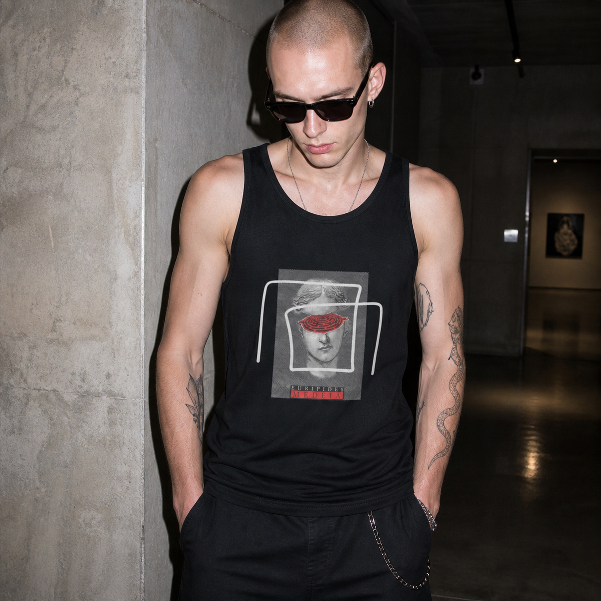 Euripides Media Tank Top Modellansicht - KI-generierte Darstellung