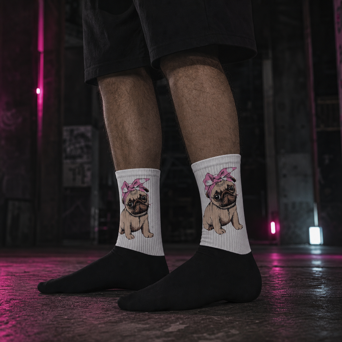 Love Moerph Socken am männlichen Model – KI-generierte Darstellung
