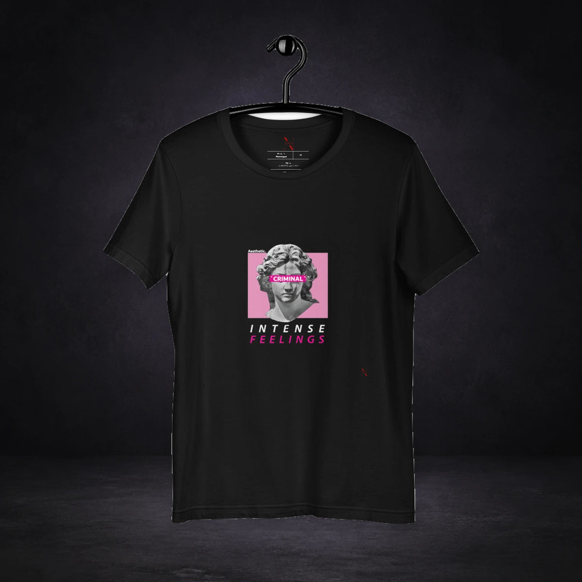 Criminal Antique Graphic T-Shirt Design 4 von NiZED, Vorderansicht mit Designprint vor dunklem Betonhintergrund