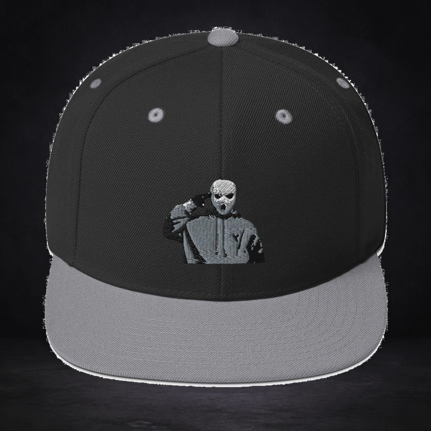 Gangsta Snapbackcap Cap von NiZED, Produktansicht mit Design vor dunklem Betonhintergrund