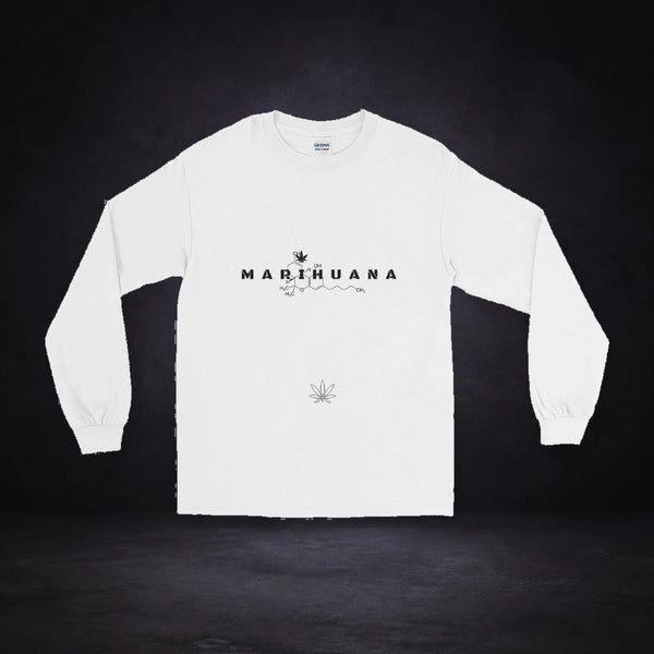 Pulse Graphic Longsleeve von NiZED, Vorderansicht mit Designprint vor dunklem Betonhintergrund