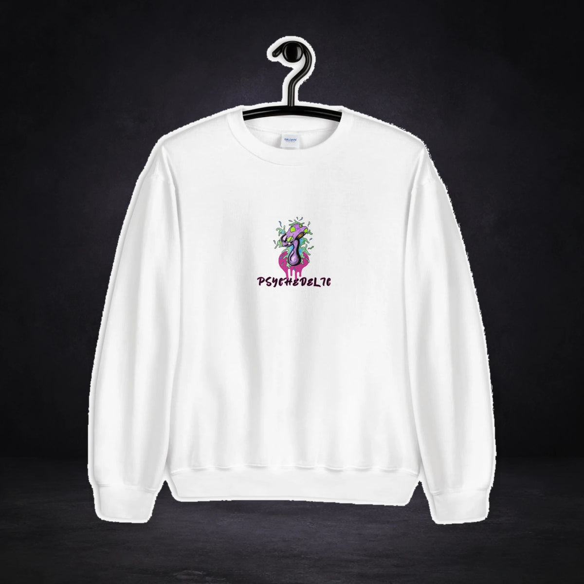 Psychedelic Graphic Sweater von NiZED, Vorderansicht mit Designprint vor dunklem Betonhintergrund