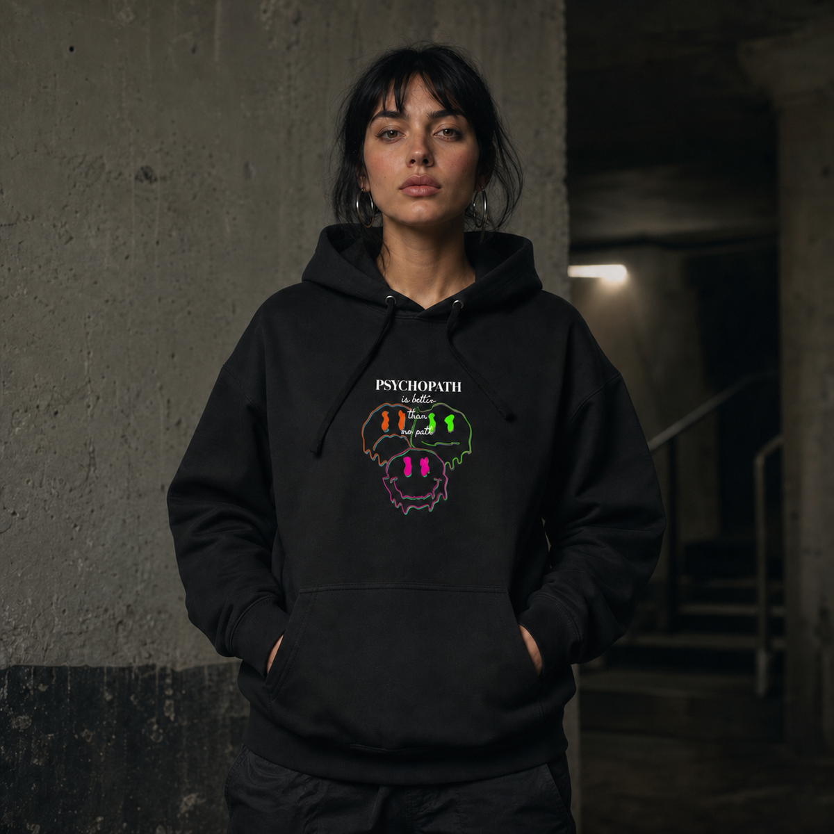 Psychopath Better Hoodie Damen Model Frontansicht Berlin – KI-generierte Darstellung