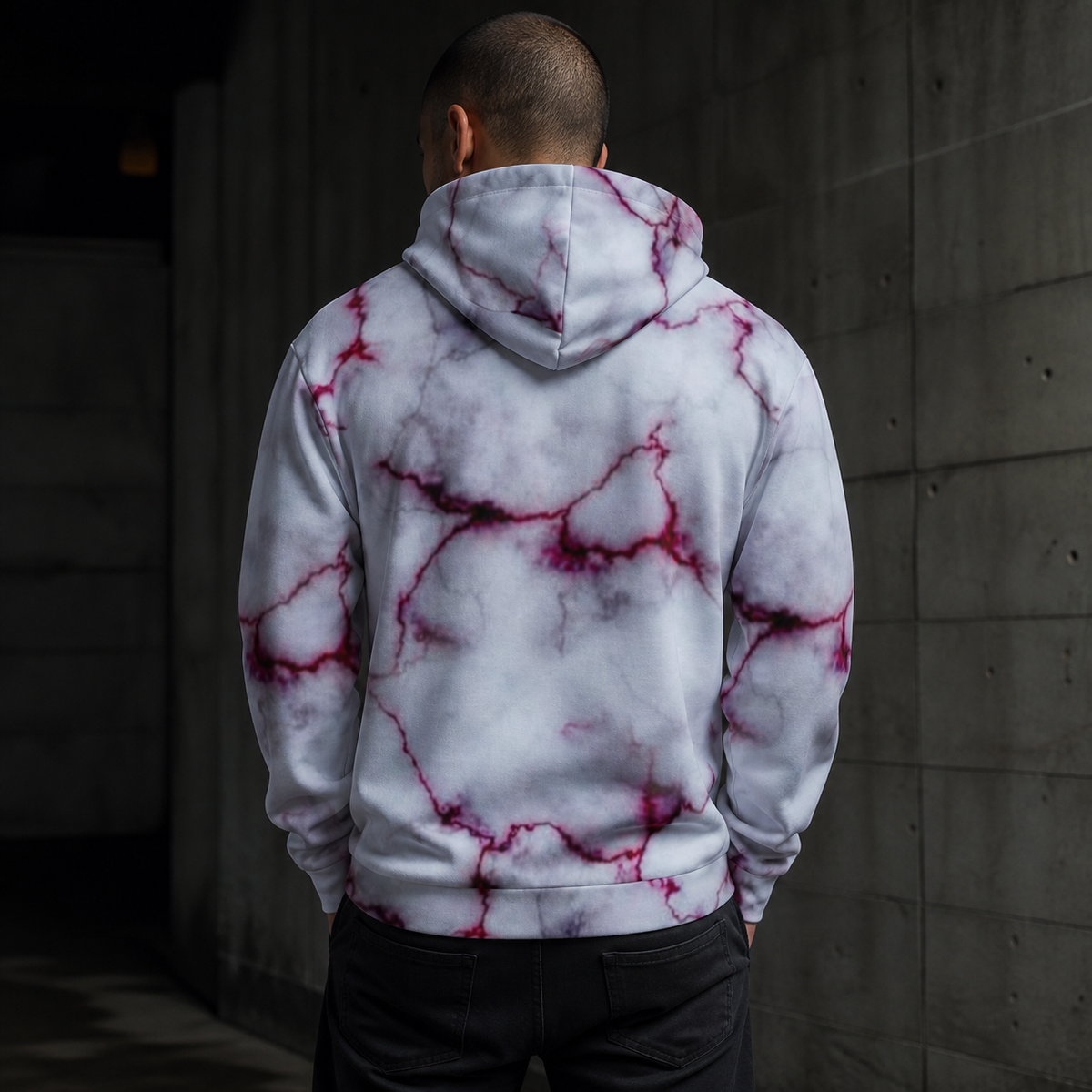 Pure Graphic Allover Hoodie Herren Model Rückansicht Berlin – KI-generierte Darstellung