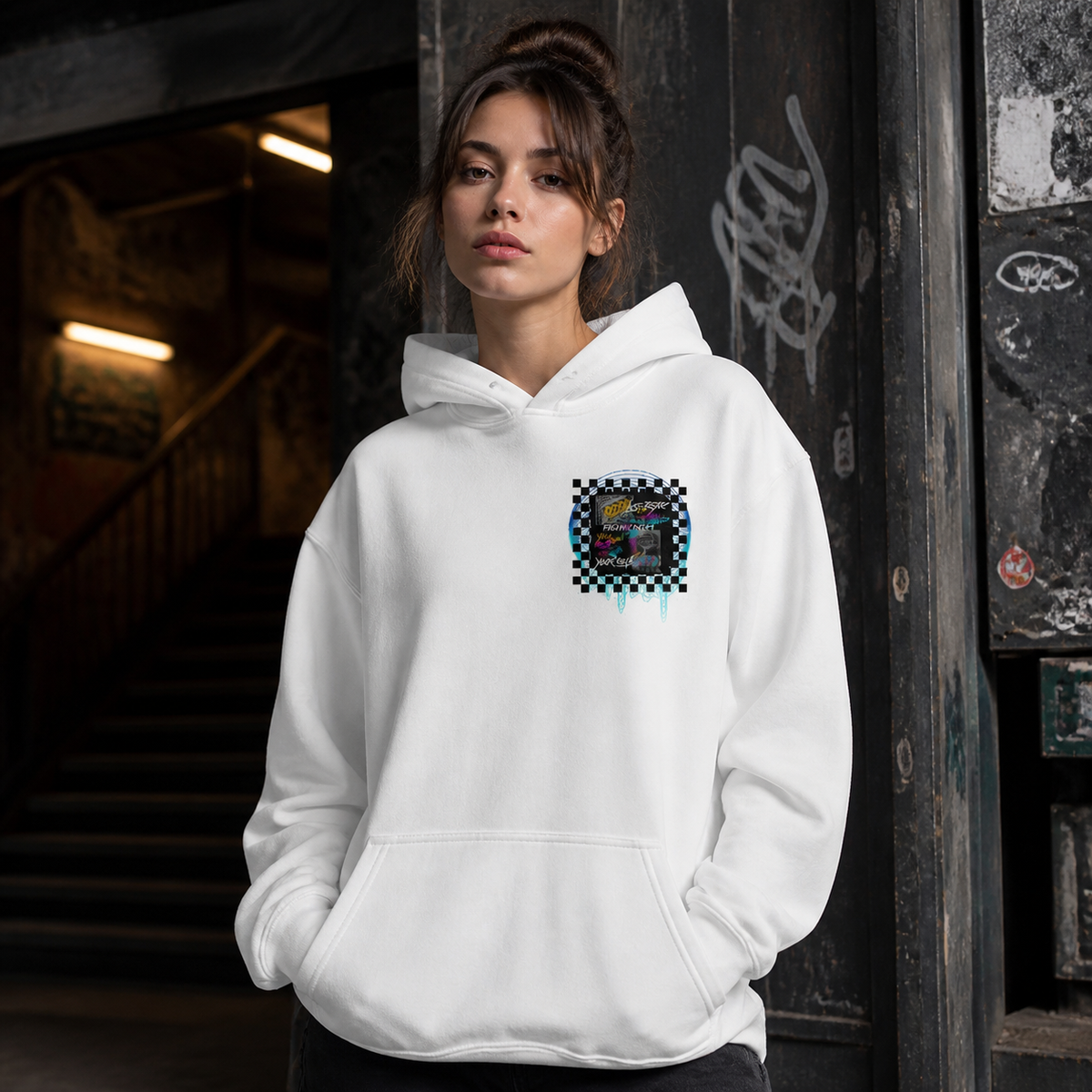 Reckless Graphic Hoodie Damen Model Frontansicht Berlin – KI-generierte Darstellung