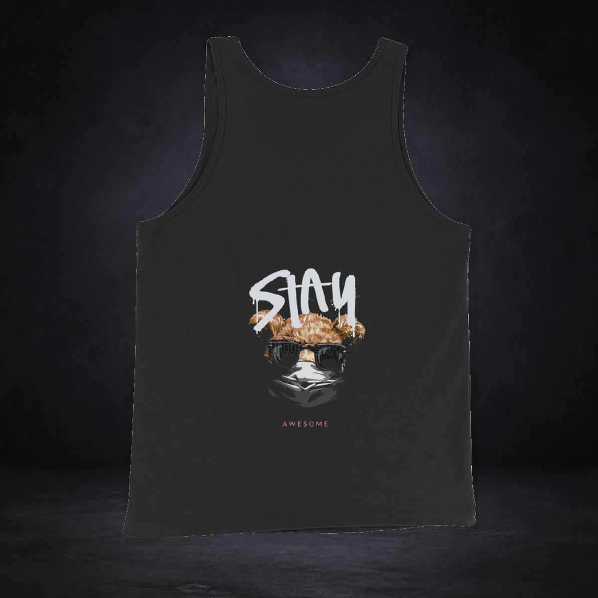 Stay Awesome Tank Top von NiZED, Rückansicht mit Designprint vor dunklem Betonhintergrund