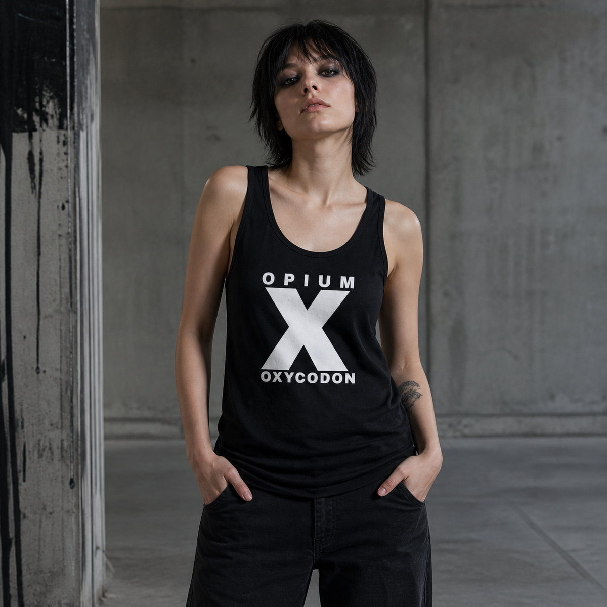 Opium Bliss Highcodon Tank Top Damen Modellansicht - KI-generierte Darstellung