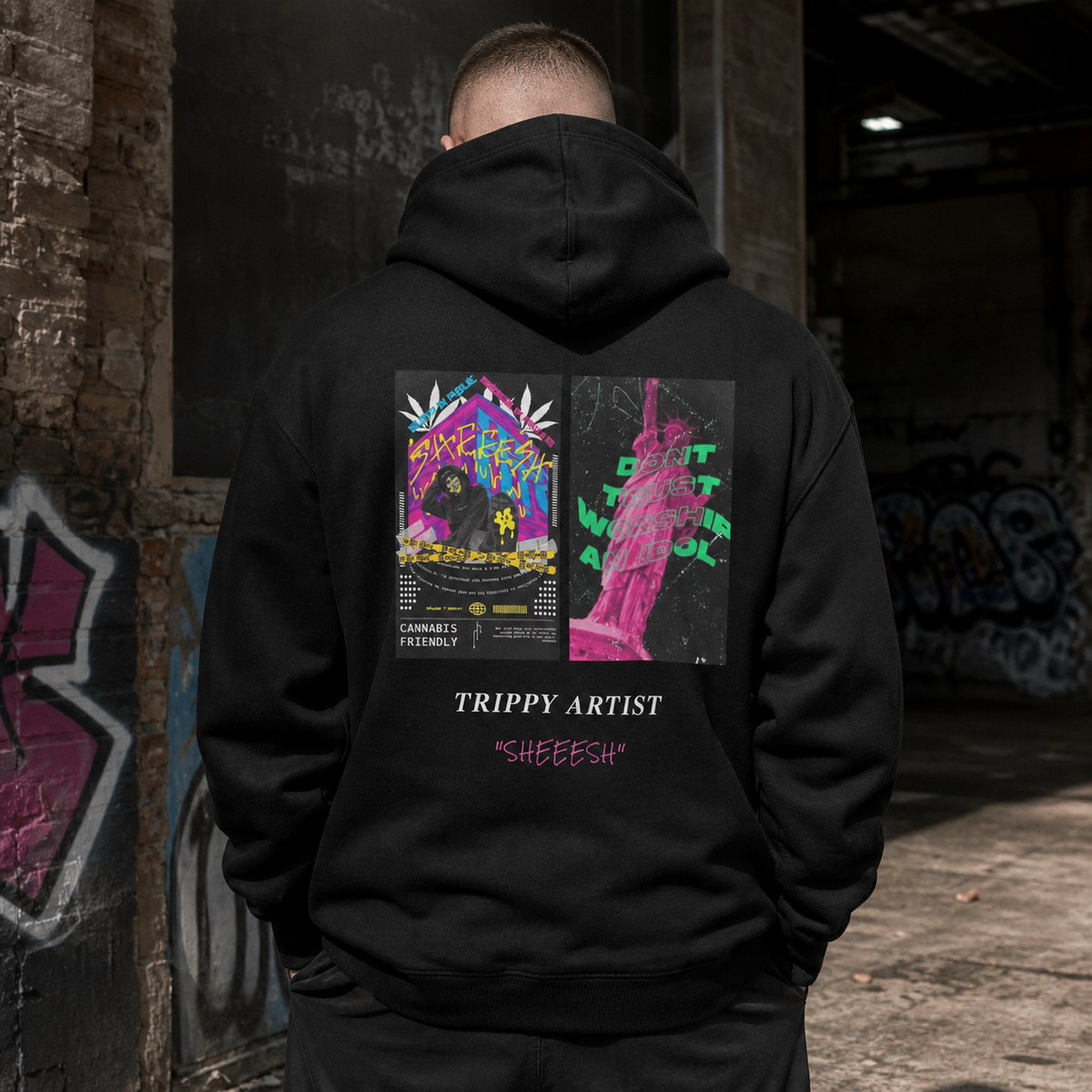Sheeesh Graphic Hoodie Herren Model Rückansicht Berlin – KI-generierte Darstellung