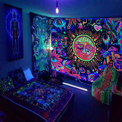 Sun Fluorescence Schwarzlichtposter von NiZED als Schwarzlicht Poster und Blacklight Wanddeko