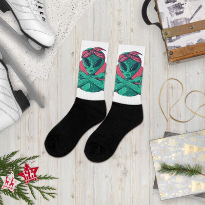 Alien Socken von NiZED als Statement Socken, Rave Socks und Streetwear Detail