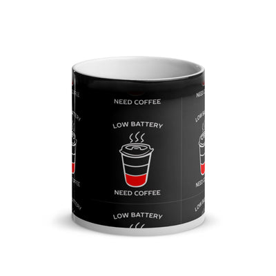 Low Battery I Need Coffee Thermo Tasse von NiZED als Statement Tasse und provokantes Geschenk