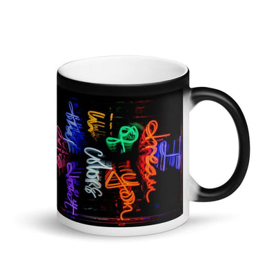 Lights and Party Thermo Tasse von NiZED als Statement Tasse und provokantes Geschenk