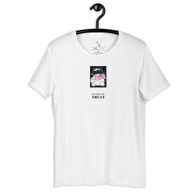 Trust Bear Tshirt von NiZED als Statement T-Shirt, Dark Streetwear Shirt und provokantes Outfit